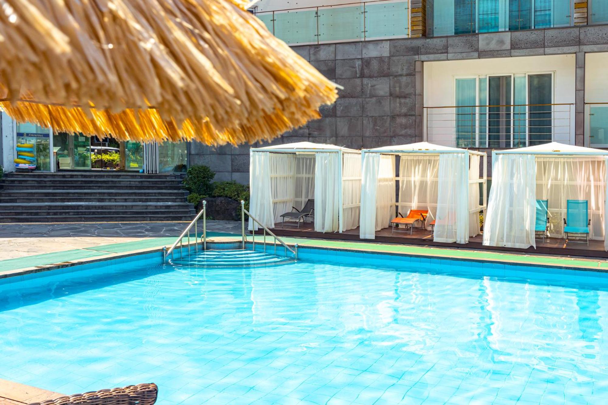 ג'גו Amoureux Resort מראה חיצוני תמונה