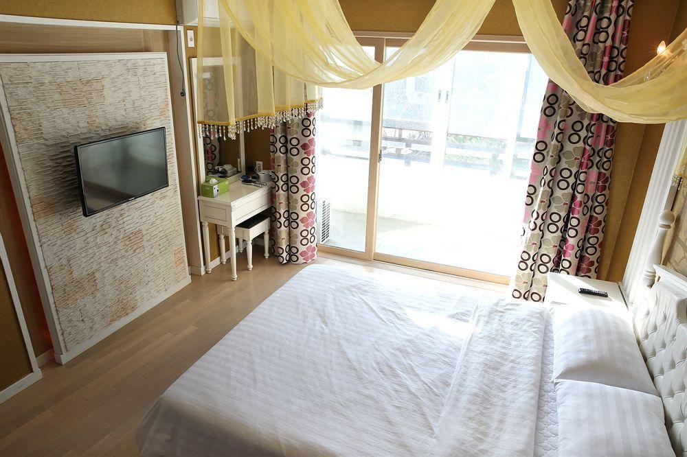 ג'גו Amoureux Resort מראה חיצוני תמונה