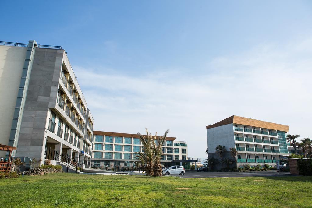 ג'גו Amoureux Resort מראה חיצוני תמונה